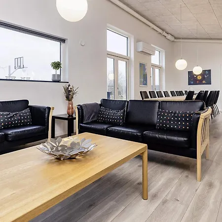 5 Star Holiday Home In Vaeggerlose * Bøtø By