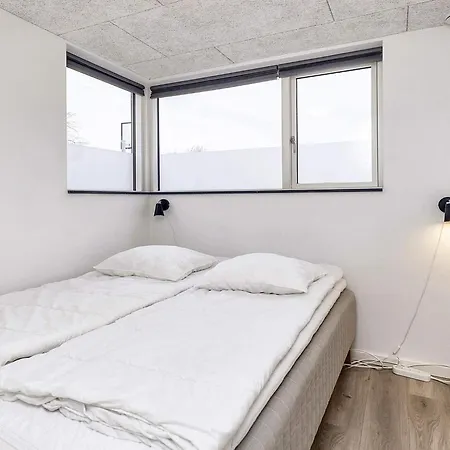 度假居 16 Person In Vaeggerlose