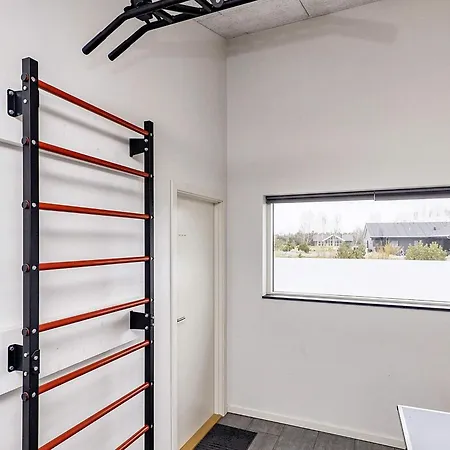 16 Person In Vaeggerlose 度假居 *