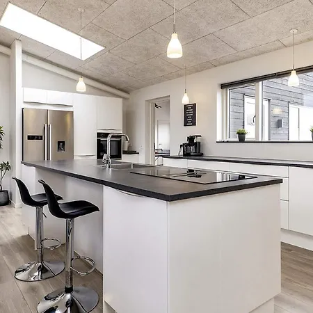 16 Person In Vaeggerlose 度假居